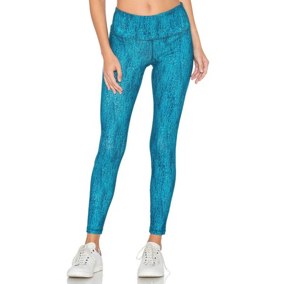 Patagonia Pants - Patagonia Women's Medium Leggings Centered Crop Blue Yoga Pant Stretch